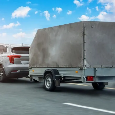 UTÁNFUTÓ NYOMKÖVETŐK